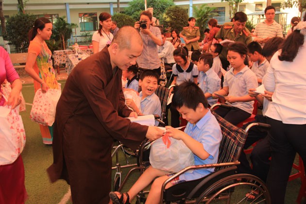 tangquatruongnguyendinhchieu (22).jpg