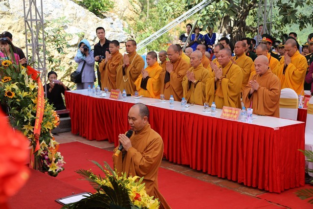 Cao Bằng: Đại lễ cầu siêu các anh hùng liệt sĩ ảnh 5 1 causieu 5.jpg