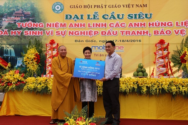 Cao Bằng: Đại lễ cầu siêu các anh hùng liệt sĩ ảnh 9 1 causieu 9.jpg