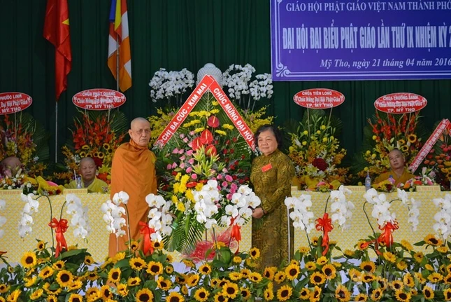 Đại hội đại biểu Phật giáo TP.Mỹ Tho lần IX ảnh 6 anh 4.JPG