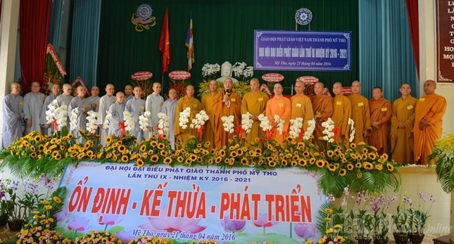 Đại hội đại biểu Phật giáo TP.Mỹ Tho lần IX ảnh 5 anh 7.JPG
