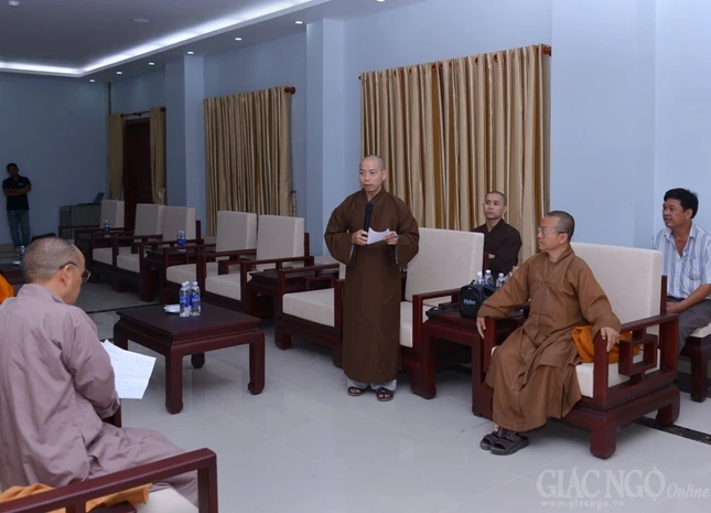 Khao sat va Hop tai HVPG LMX- ngay 23-4 (14).JPG