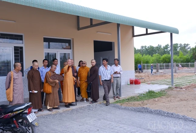 Khao sat va Hop tai HVPG LMX- ngay 23-4 (5).JPG