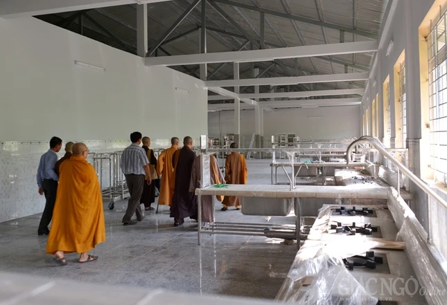 Khao sat va Hop tai HVPG LMX- ngay 23-4 (6).JPG