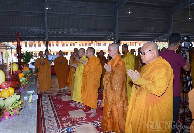 Khai kinh - Sam hoi - Hop (10).JPG