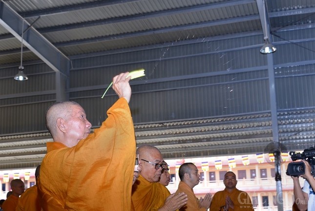 Khai kinh - Sam hoi - Hop (6).JPG