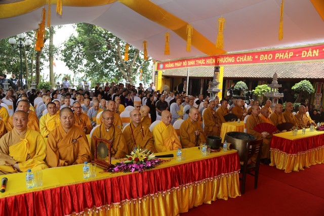 Hà Nội: Tưởng niệm cố Trưởng lão HT.Kim Cương Tử ảnh 3 camvan 1.jpg