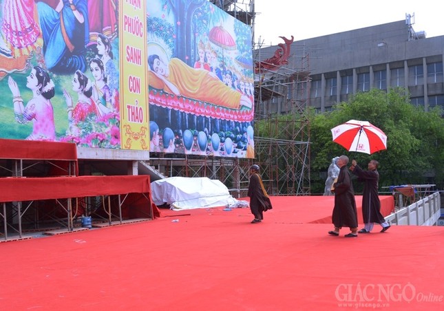 Hoc vien - VNQT ngay 13-5 (21).JPG