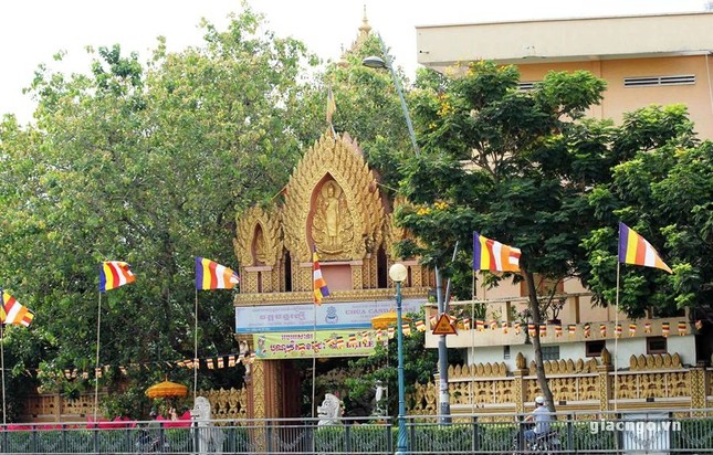 KHONG KHI pd (15).JPG