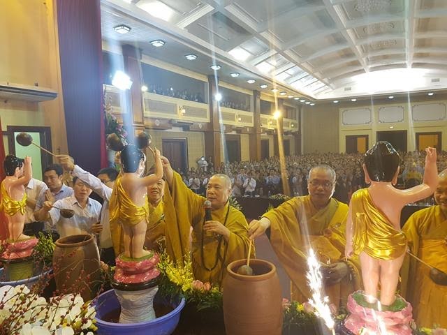 Học viện PGVN tại Hà Nội kính mừng Phật đản ảnh 2 1 hvhn 1.jpg