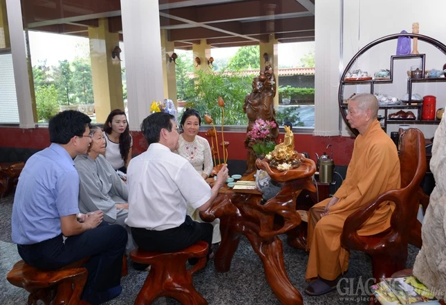 Cuc an ninh chuc mug Phat dan  (1).JPG