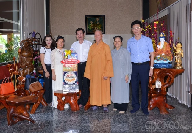 Cuc an ninh chuc mug Phat dan  (2).JPG