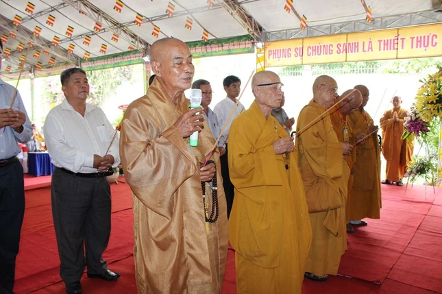 Phật giáo huyện Củ Chi trang nghiêm mừng Phật đản ảnh 7 14lt.jpg