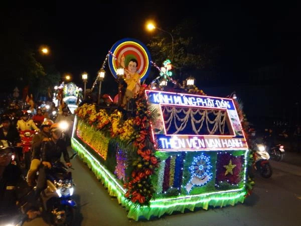 Đà Lạt: Lung linh đêm Khánh đản 2016 ảnh 2 DSC08743.jpg