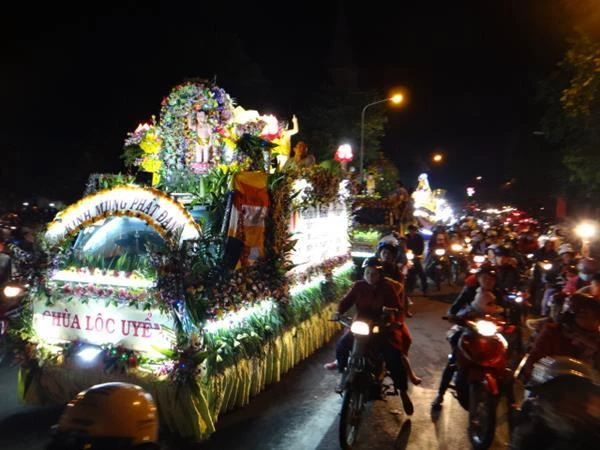 Đà Lạt: Lung linh đêm Khánh đản 2016 ảnh 3 DSC08765.jpg