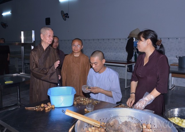 Hoc vien - VNQT ngay 13-5 (8).JPG