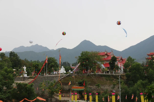 phatngocchuanamhai (3).jpg