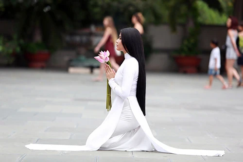 anh lay hong danh 2.jpg