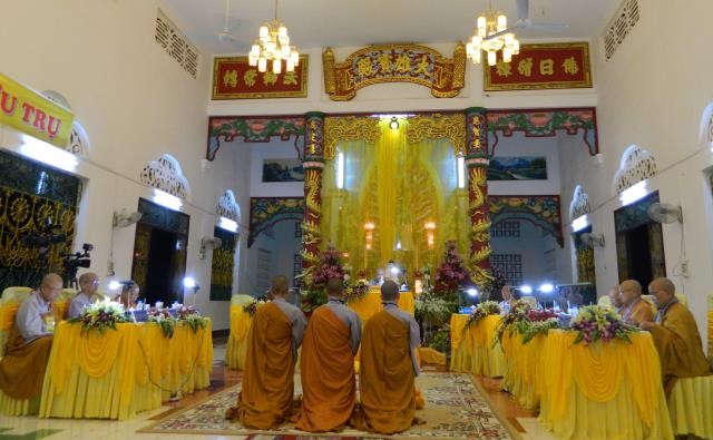 Tấn đàn truyền giới cho giới tử Giới đàn Đồng Huy ảnh 9 DSCN5127_928570078.jpg