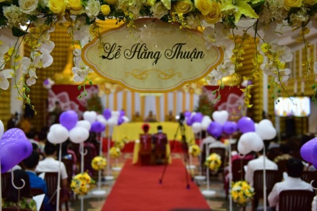 Đôi bạn trẻ Hằng thuận tại chùa Giác Ngộ ảnh 1 TND_7625_791074525.jpg