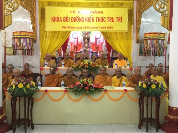 Hậu Giang: Khai mạc khóa bồi dưỡng kiến thức trụ trì ảnh 1 a haugiang 1.jpg