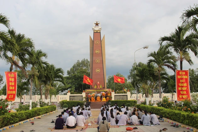 ntranglshoahai (8).jpg