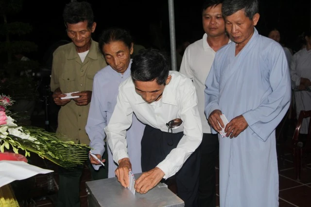 Nói không với vàng mã! ảnh 1 Anh 2, Van hoa, Noi khong voi vang ma.jpg