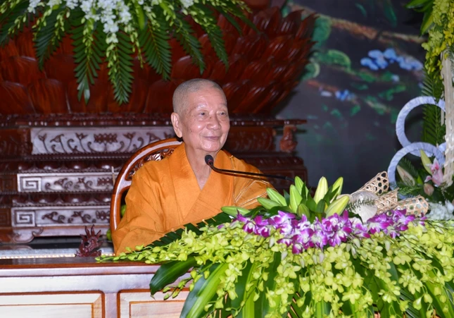 Khoa tu ngay 31-7 (6).JPG