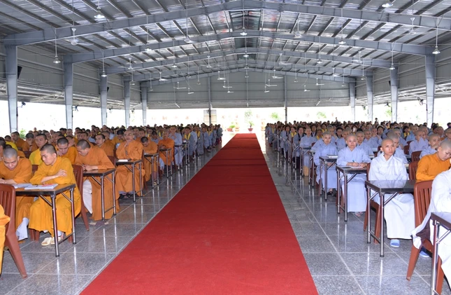 Khoa tu ngay 31-7 (8).JPG