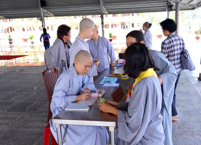 Khoa tu ngay 31-7 (9).JPG