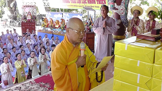 Đà Nẵng: Chùa Sơn Trà tổ chức cúng dường trai Tăng ảnh 1 stra.JPG