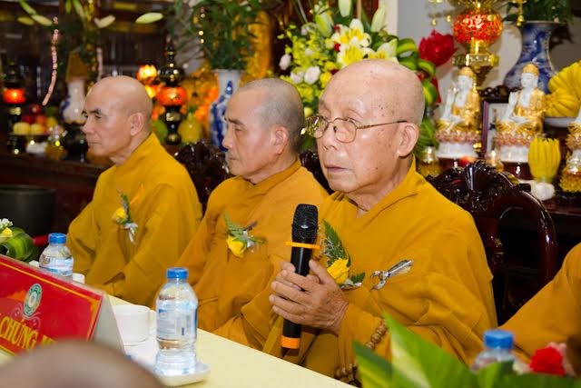 TP.HCM: Dâng y tại chùa Phước Hòa (quận 3) ảnh 2 5ph.jpg