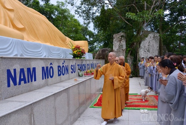 An vi Phat - Gio To Thien Thai (5).JPG