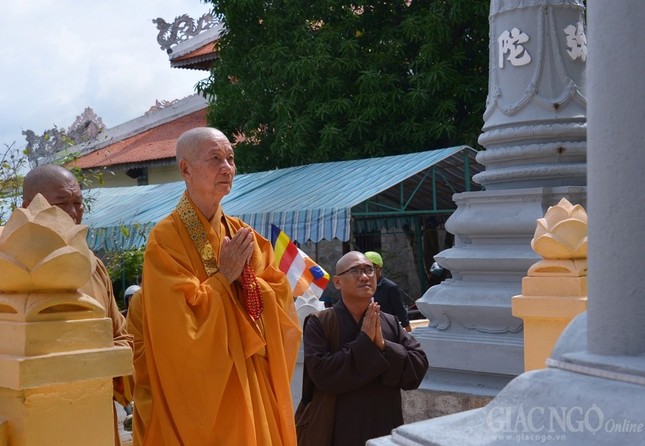 An vi Phat - Gio To Thien Thai (9).JPG