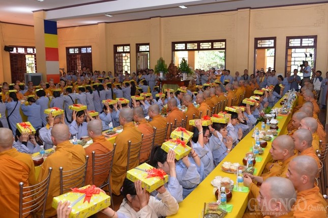 Le Vu lan - chua Pho Quang (10).JPG