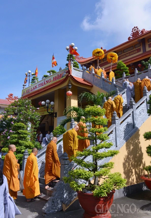 Le Vu lan - chua Pho Quang (3).JPG