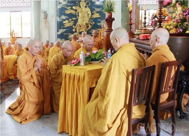 TP.HCM: Phật giáo Q.Gò Vấp tác pháp Tự tứ ảnh 6 12hk.jpg