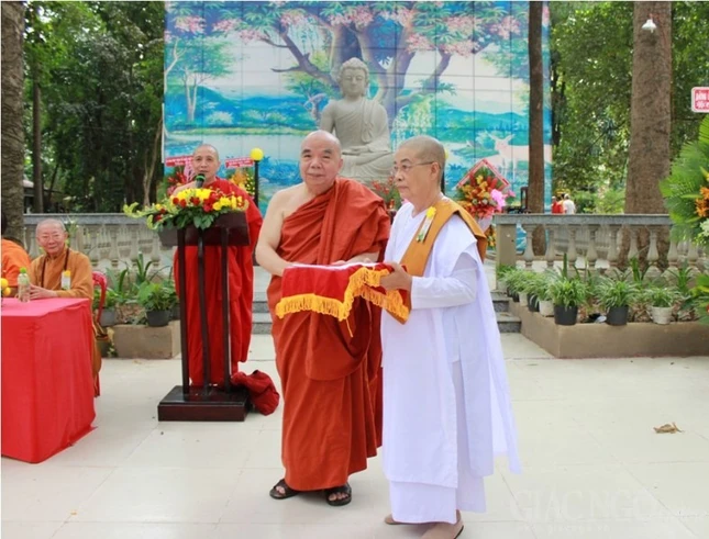 TP.HCM: Sinh hoạt an cư của Phật giáo Nam tông Kinh ảnh 6 13bq.jpg