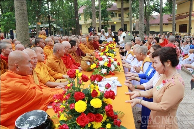 TP.HCM: Sinh hoạt an cư của Phật giáo Nam tông Kinh ảnh 11 21bq.jpg