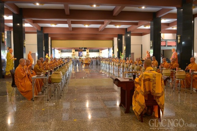 Le Vu Lan - mung 14-7 (4).JPG