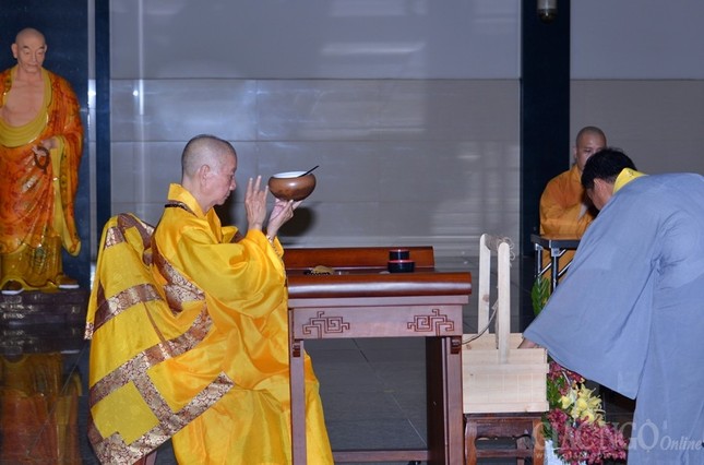 Le Vu Lan - mung 14-7 (8).JPG