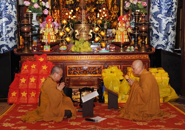 Hà Nội: Trường hạ Quán Sứ làm lễ Tự tứ ảnh 4 quansu 2.jpg