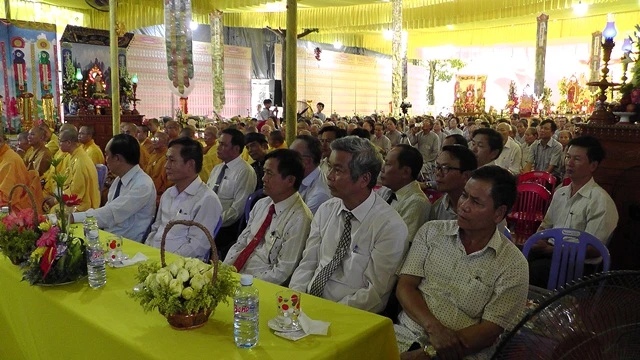 Khởi công xây dựng chánh điện chùa Huệ Quang ảnh 2 anh HQ 14.JPG