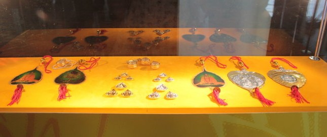 Bộ vật phẩm linh thiêng tưởng niệm Bồ tát Thích Quảng Đức - Ảnh: Ngọc Đông 3-thai-lan-1471950252_jpg.jpg
