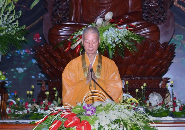 Khoa tu ngay 28-8 (1).JPG