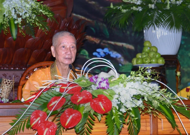 Khoa tu ngay 28-8 (2).JPG