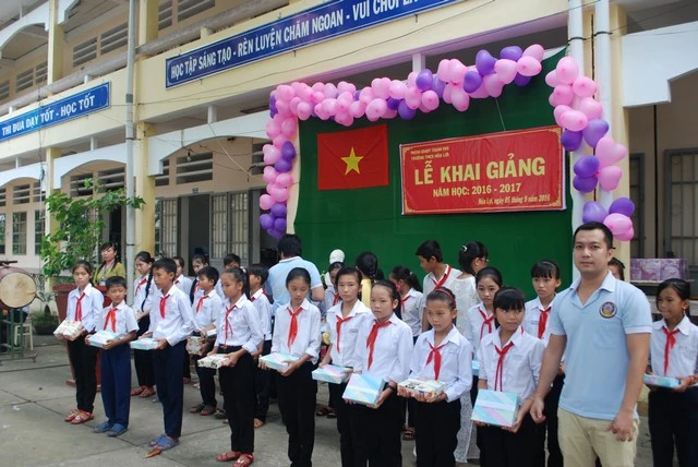 hanhnguyen 1.jpg