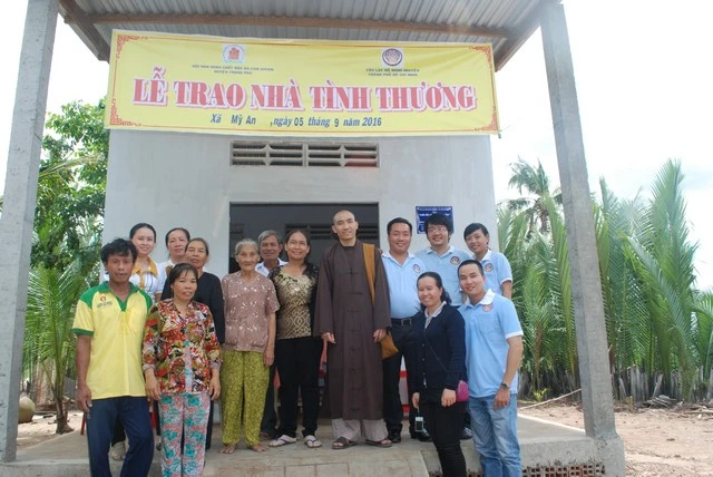 hanhnguyen 2.jpg