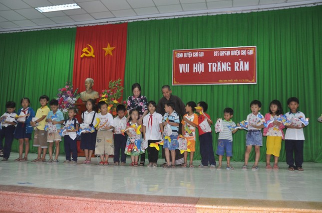 a cho gao.jpg
