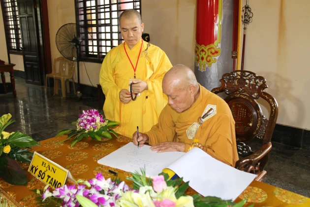 viengtang1 (12).jpg